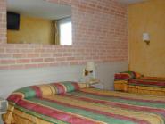 hotel-kyriad-pau-lons-**
