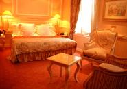 hotel-chateaubriand-champs-elysees-****